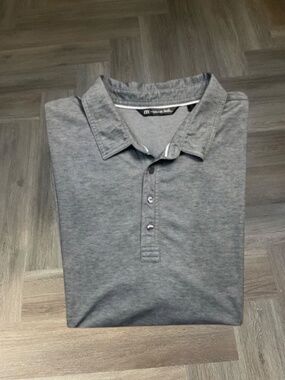 Travis Mathew Polo Shirt Mens XXL Gray Short Sleeve Button Up Golf Casual Preppy